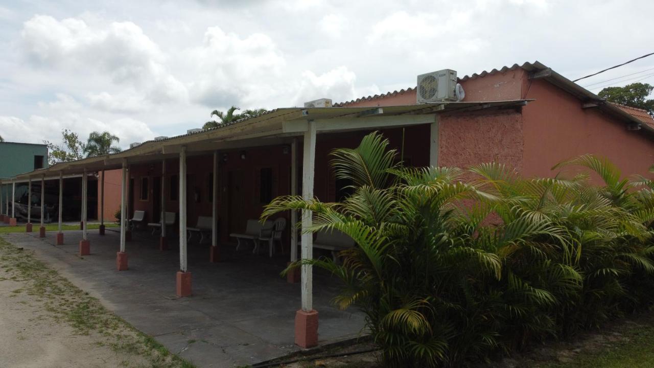 Iate Clube Rio Verde - Ilha Comprida Cananeia Exterior photo